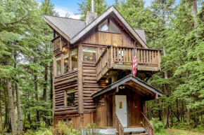 Cozy Tree & Ski House Girdwood